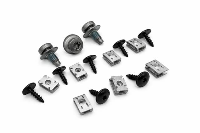 Spinki montażowe osłony silnika 5WA825236C